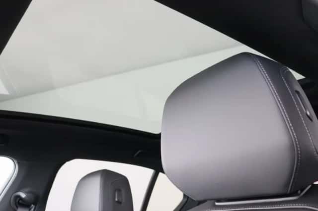 BMW i5 (2025) thumbnail 24