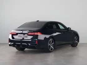 BMW i5 (2025) thumbnail 9