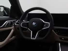 BMW i4 (2024) thumbnail 2