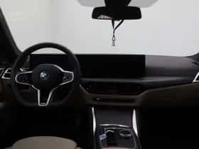 BMW i4 (2024) thumbnail 12