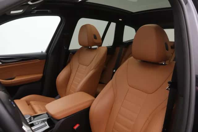 BMW iX3 (2021) thumbnail 4