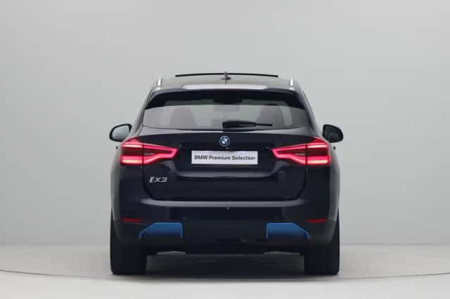 BMW iX3 (2021) thumbnail 9