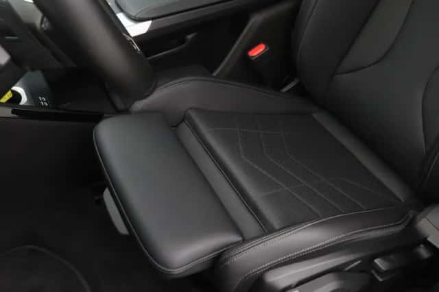 BMW X1 (2024) thumbnail 14