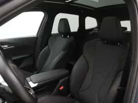 BMW X1 (2024) thumbnail 3
