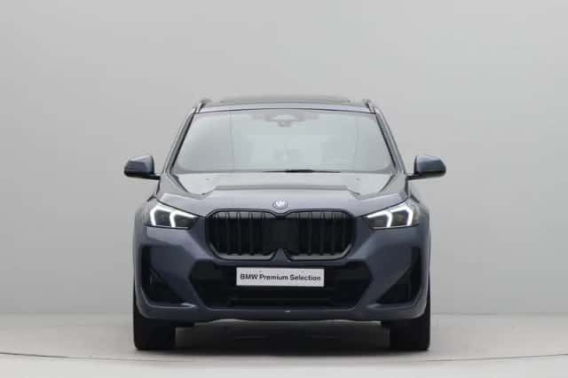 BMW X1 (2024) thumbnail 5