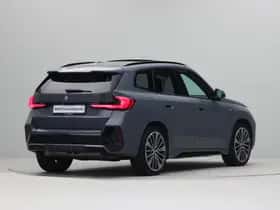 BMW X1 (2024) thumbnail 8