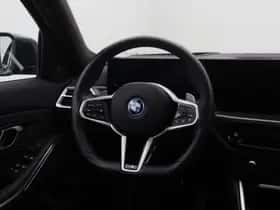 BMW 3-Serie (2025) thumbnail 2