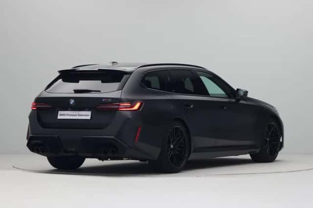 BMW M5 (2025) thumbnail 11
