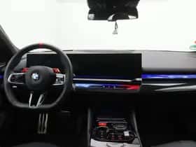 BMW M5 (2025) thumbnail 14