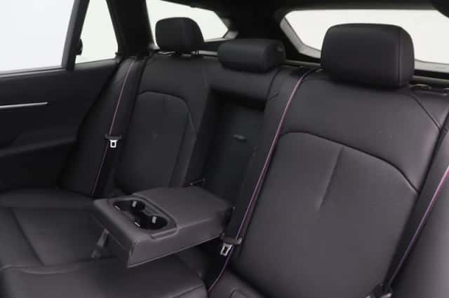 BMW M5 (2025) thumbnail 18