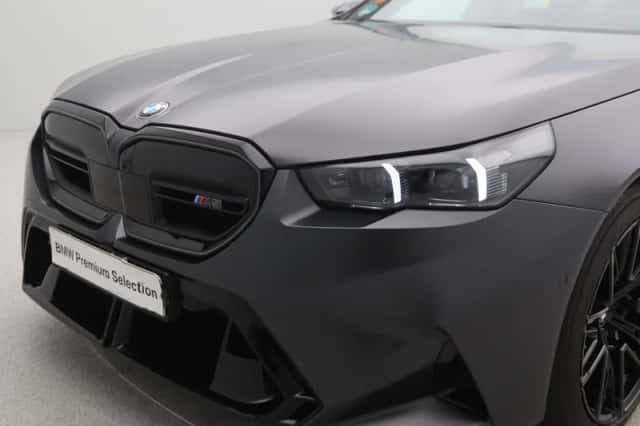 BMW M5 (2025) thumbnail 25