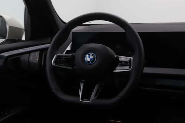 BMW X3 (2025) thumbnail 2