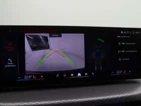 BMW i4 (2026) thumbnail 23