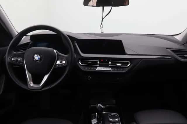 BMW 1-Serie (2021) thumbnail 13