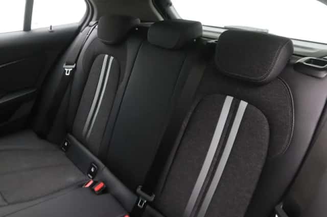 BMW 1-Serie (2021) thumbnail 15