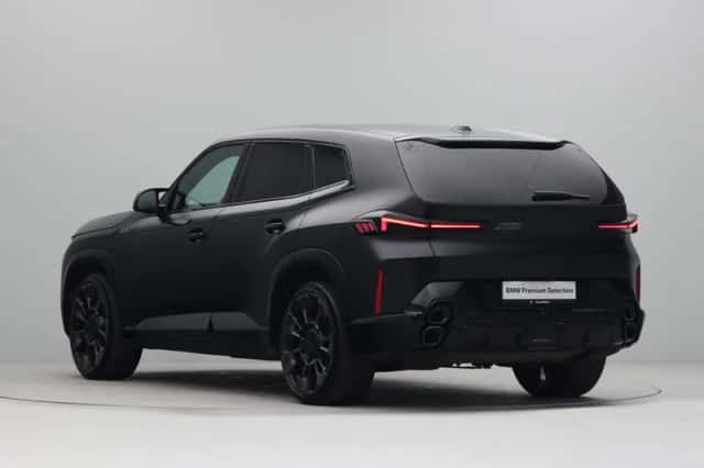 BMW XM (2023) thumbnail 11