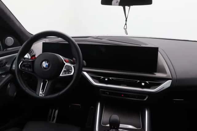 BMW XM (2023) thumbnail 13