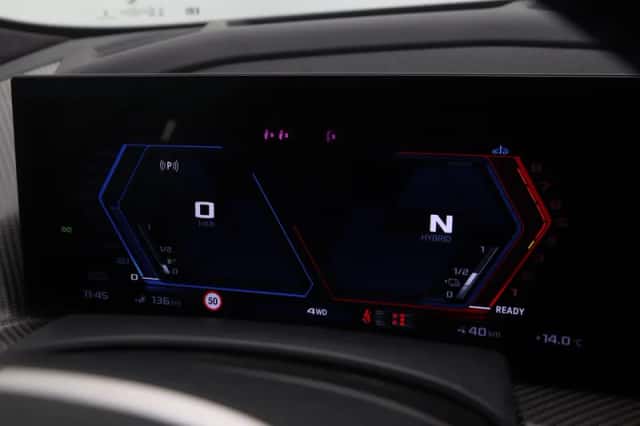 BMW XM (2023) thumbnail 3