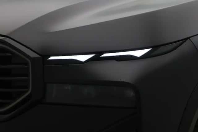 BMW XM (2023) thumbnail 23