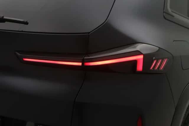 BMW XM (2023) thumbnail 25
