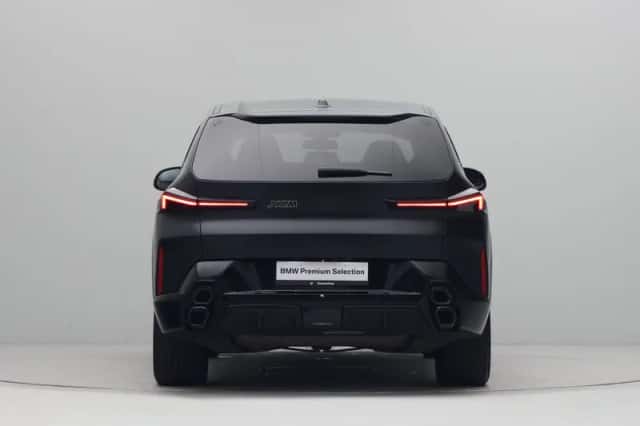 BMW XM (2023) thumbnail 10