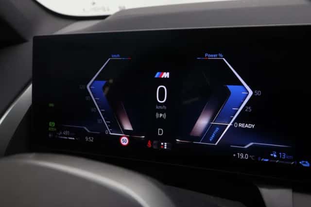 BMW X3 (2026) thumbnail 3