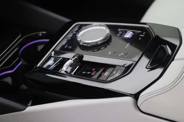BMW 5-Serie (2024) thumbnail 16