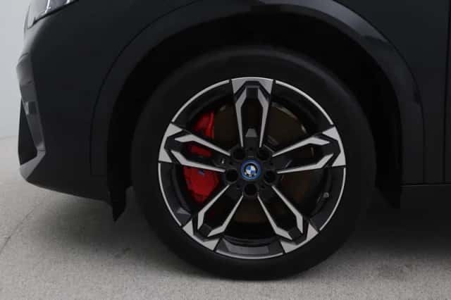 BMW iX2 (2025) thumbnail 19