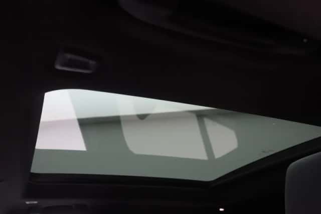BMW iX2 (2025) thumbnail 26