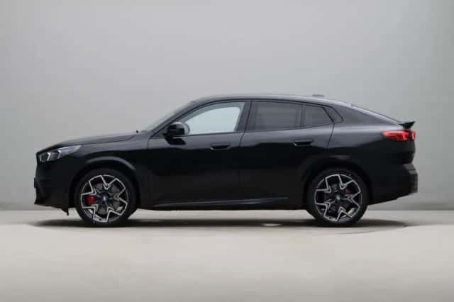 BMW iX2 (2026) thumbnail 12