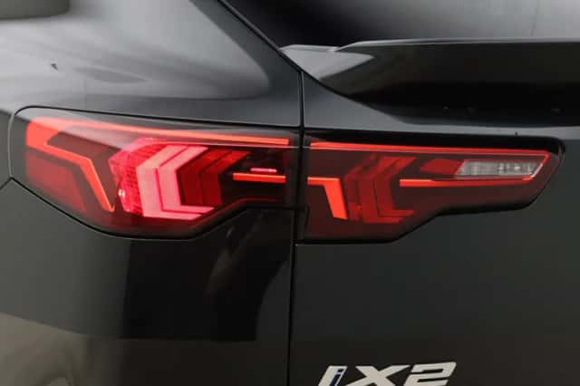 BMW iX2 (2026) thumbnail 21