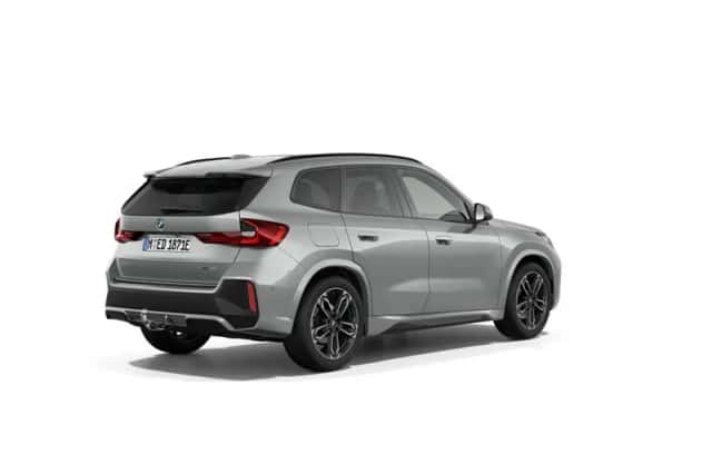 BMW iX1 (2026) thumbnail 2