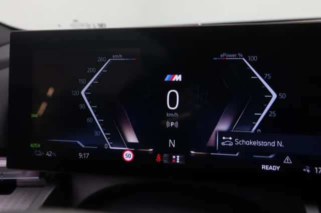 BMW i5 (2024) thumbnail 3