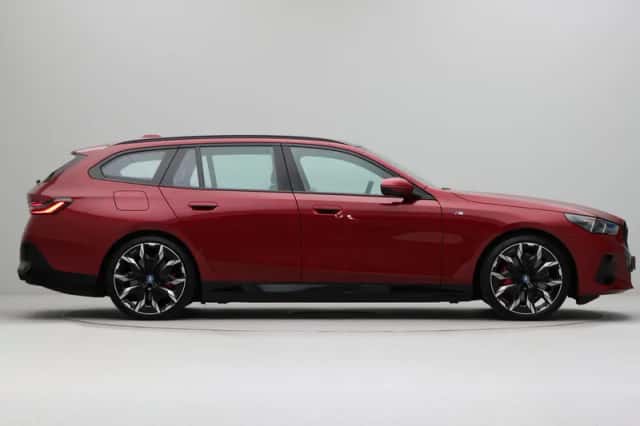 BMW i5 (2024) thumbnail 7