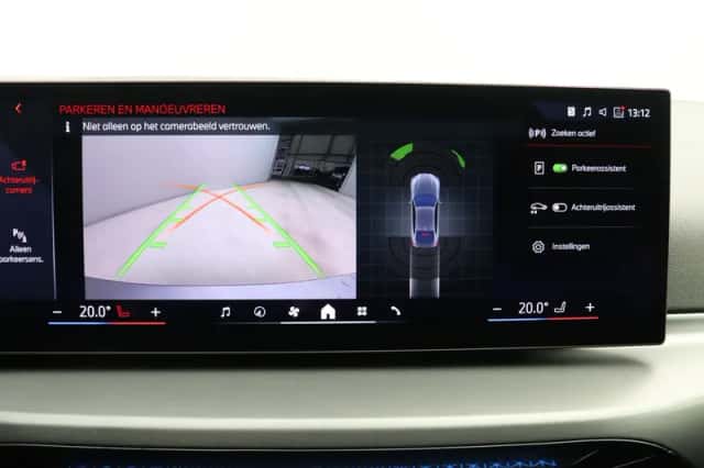 BMW i4 (2026) thumbnail 24
