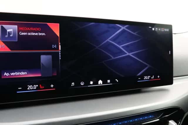 BMW i4 (2026) thumbnail 25