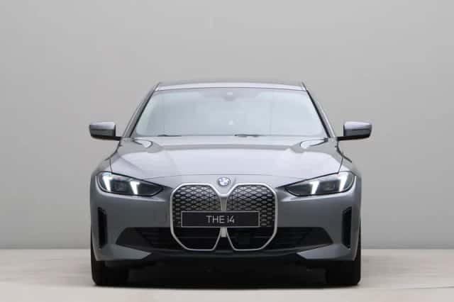 BMW i4 (2026) thumbnail 6