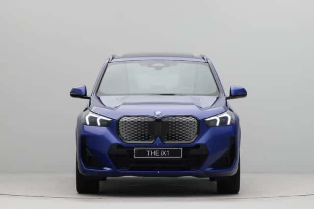 BMW iX1 (2026) thumbnail 6