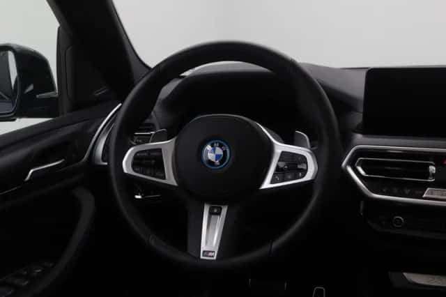 BMW X3 (2023) thumbnail 2