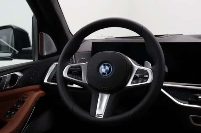 BMW X5 (2026) thumbnail 2