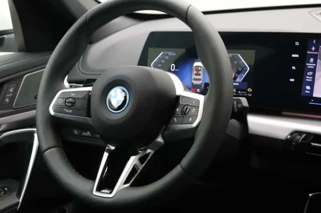 BMW X1 (2025) thumbnail 2