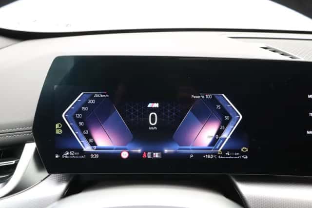 BMW X1 (2025) thumbnail 3