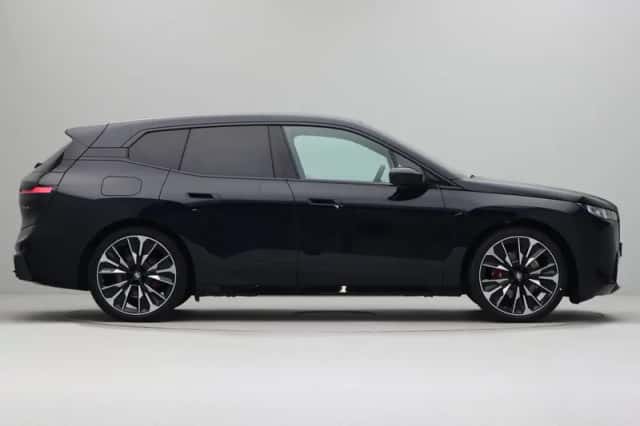 BMW iX (2026) thumbnail 4