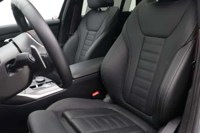 BMW 3-Serie (2024) thumbnail 4