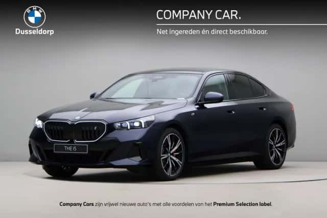 BMW i5 (2026) thumbnail 1
