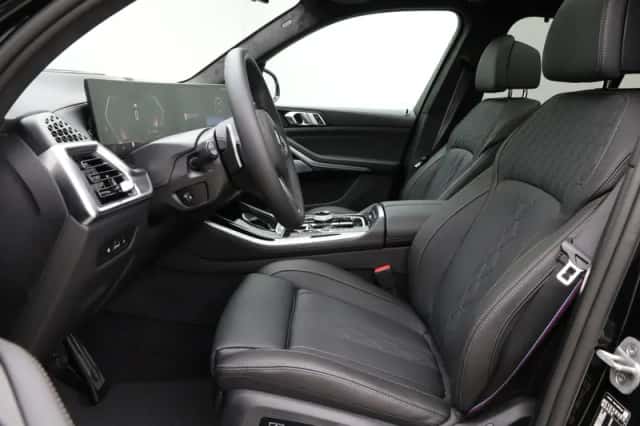 BMW X5 (2026) thumbnail 5