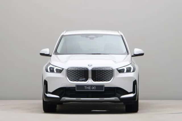 BMW iX1 (2026) thumbnail 6