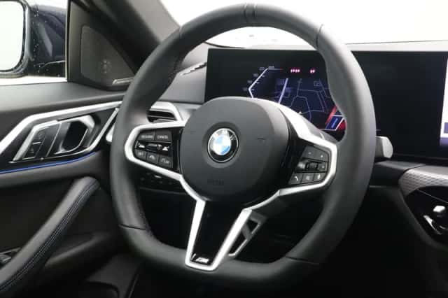 BMW i4 (2026) thumbnail 2