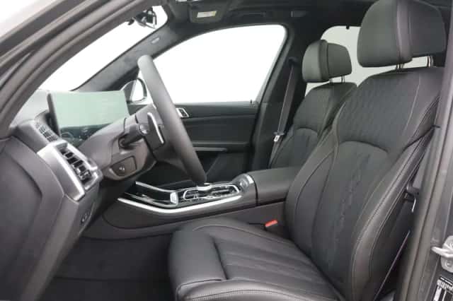 BMW X5 (2026) thumbnail 5