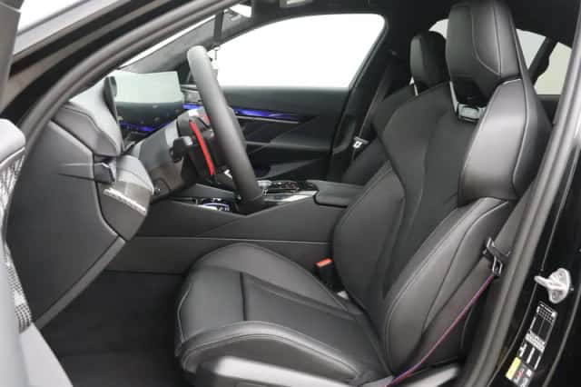 BMW M5 (2026) thumbnail 5
